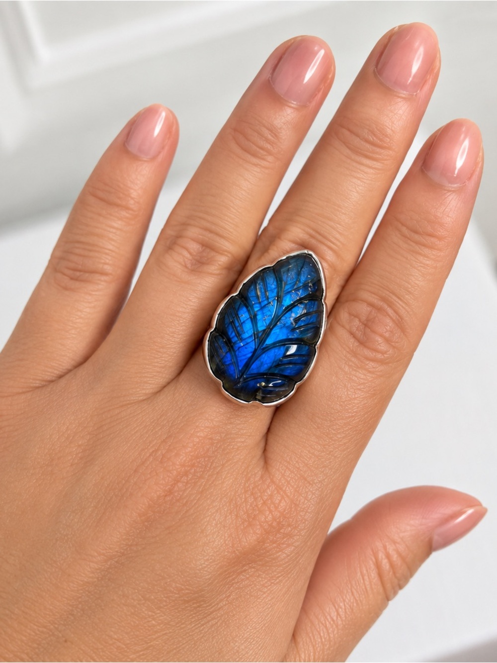 Artisan Collection India Hand Carved Labradorite Leaf Ring 925 Silver Size 11